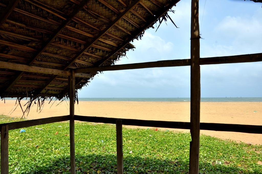 Tms Beach House Negombo Exterior photo